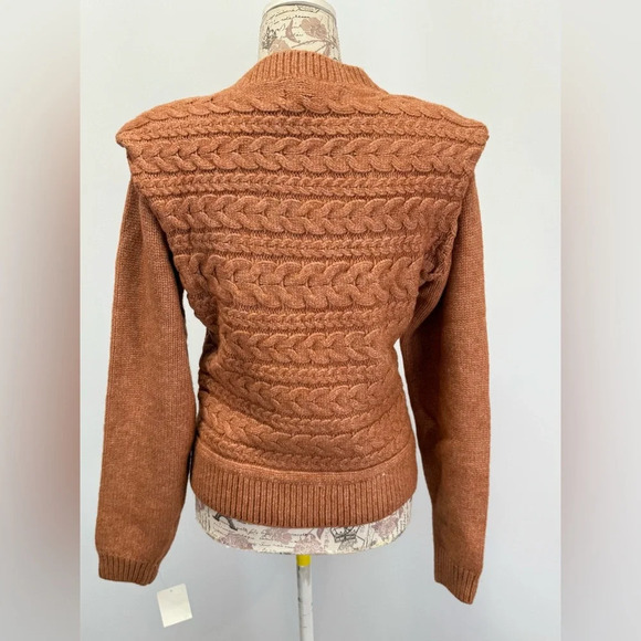 BLANK NYC Brown cable knit sweater size L - Picture 5 of 13